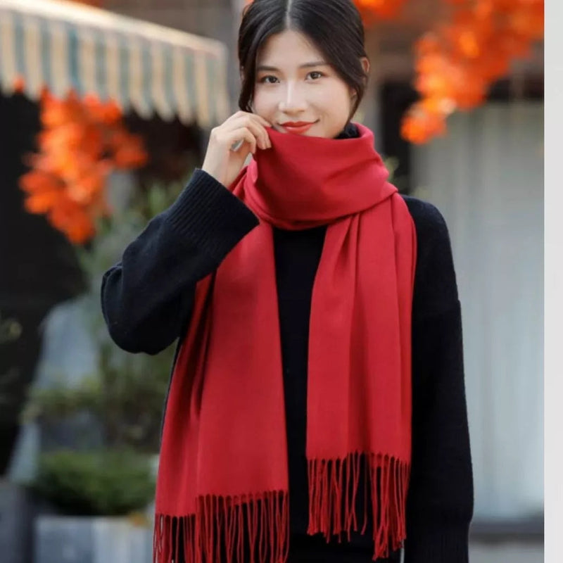 Cachecol Feminino com Franjas em Pashmina Liso